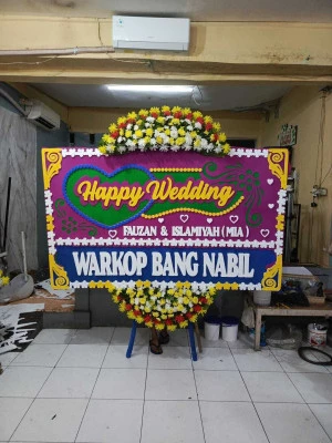 Papan Bunga di Pamongan Guntur
