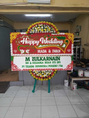 Papan Bunga di Pamongan Guntur